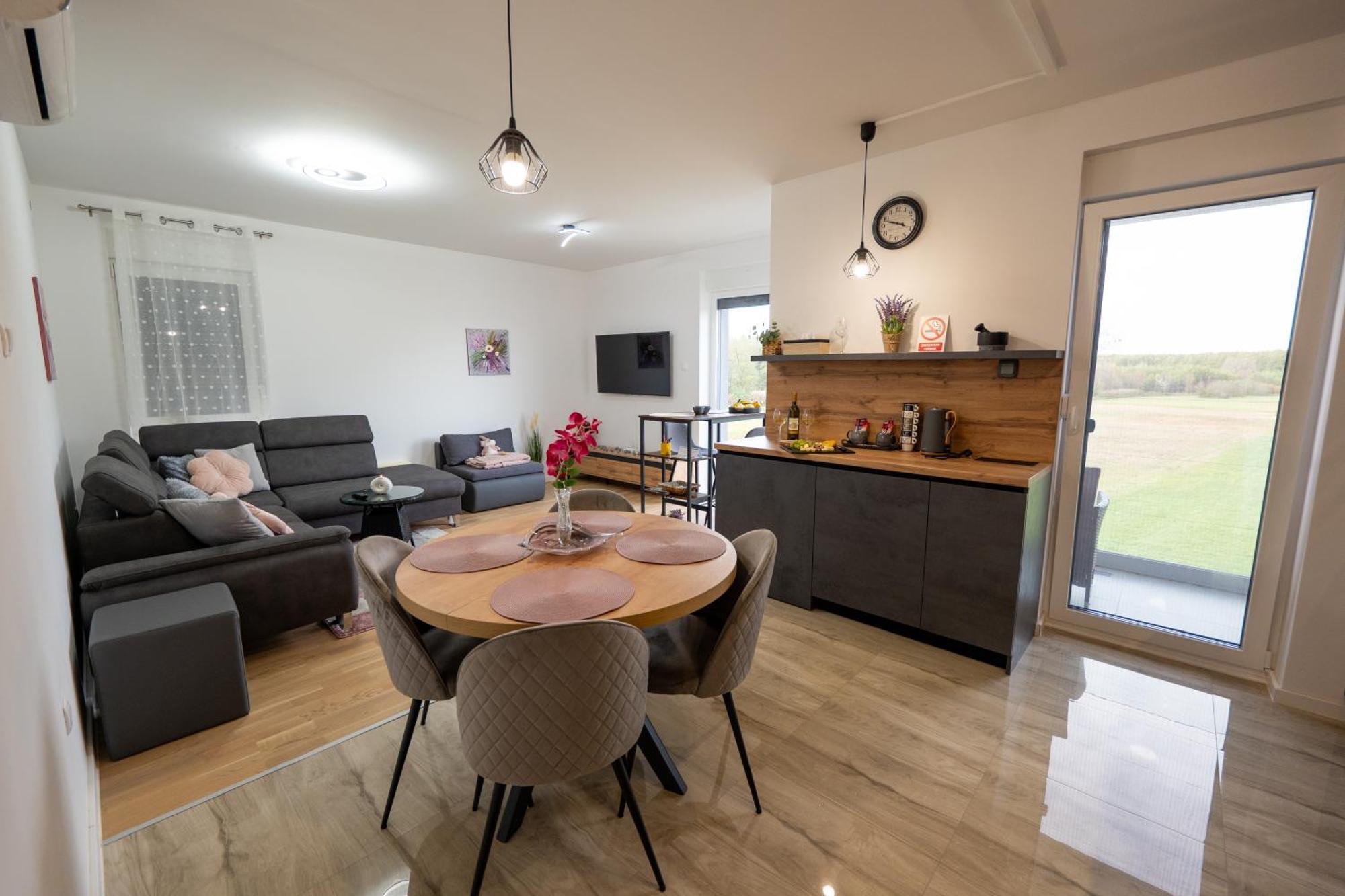 Apartment Nebo Thurdevac Экстерьер фото